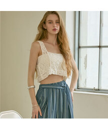 VIKINI VENDER（ビキニベンダー）の「Fatima Crochet Sleeveless Crop Top（ニット/セーター・レディース）」
