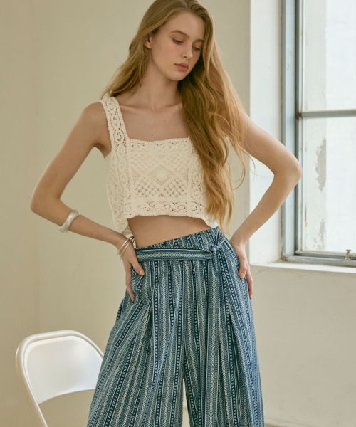 VIKINI VENDER(ビキニベンダー)の「パティマクロシェスリーブレスクロップトップ(ニット/セーター・レディース・その他・ONE SIZE)」の7枚目の写真