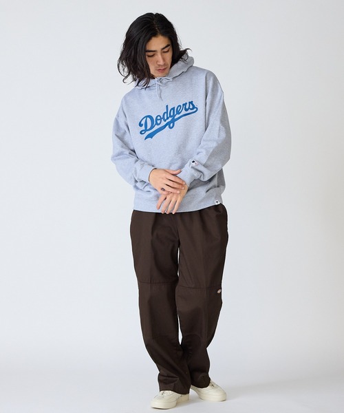 MLB（メジャーリーグベースボール）の「MLB/エムエルビー PRINT LOGO HOODIE ワッペンデザイン ドロップショルダープルオーバーパーカー（パーカー・メンズ・グレー/ブラウン/ネイビー・M/XL/L）」の12枚目の写真
