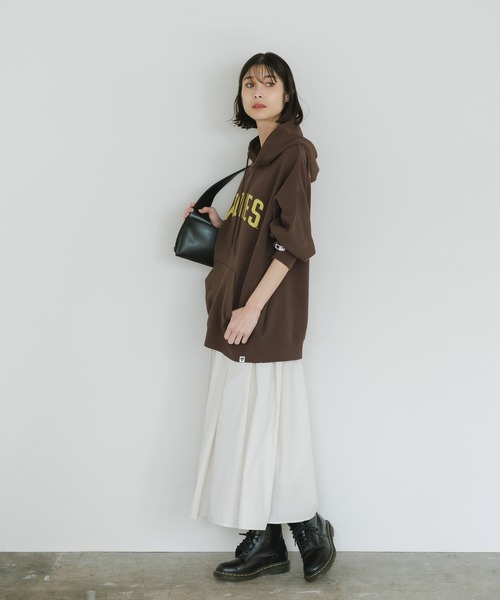 MLB（メジャーリーグベースボール）の「MLB/エムエルビー PRINT LOGO HOODIE ワッペンデザイン ドロップショルダープルオーバーパーカー（パーカー・メンズ・グレー/ブラウン/ネイビー・M/XL/L）」の21枚目の写真