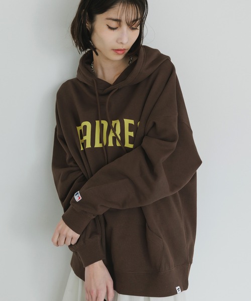 MLB（メジャーリーグベースボール）の「MLB/エムエルビー PRINT LOGO HOODIE ワッペンデザイン ドロップショルダープルオーバーパーカー（パーカー・メンズ・グレー/ブラウン/ネイビー・M/XL/L）」の16枚目の写真