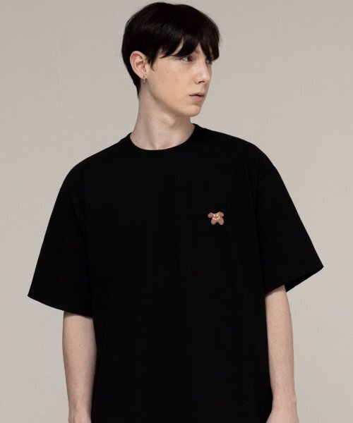 GRAVER（グレーバー）の「[UNISEX]スモールベアボディスマイル半袖_ブラック（Tシャツ/カットソー・レディース・ブラック・MEDIUM/LARGE/X-LARGE/SMALL）」の3枚目の写真