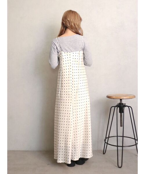 Ungrid（アングリッド）の「フィットフレアキャミワンピース（ワンピース・レディース・ブラック/オフホワイト/その他1・FREE）」の15枚目の写真