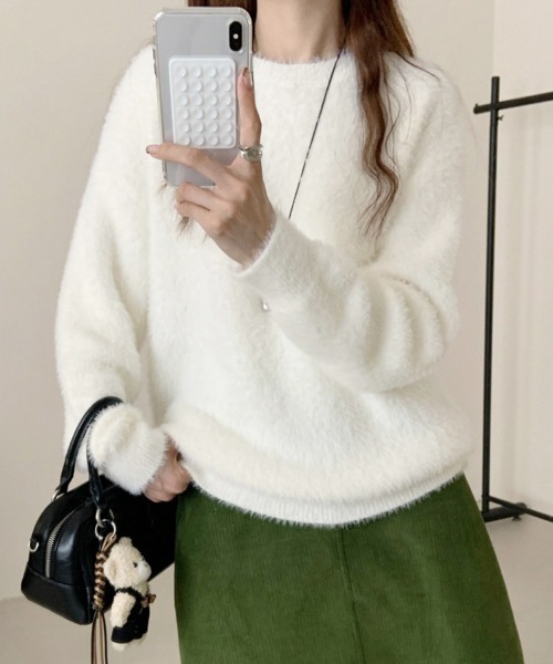 セール】ラウンドネックふわふわニットトップス（ニット/セーター