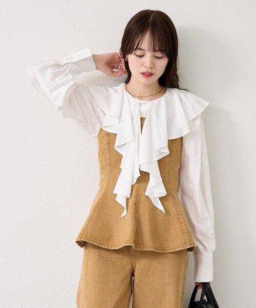 mystic(ミスティック)の「【3色展開/SET UPスタイルにも◎】ペプラムデニムビスチェ(シャツ/ブラウス・レディース・ブルー/ネイビー/ベージュ・FREE)」の18枚目の写真