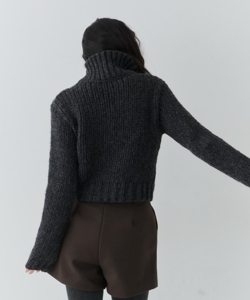 NUJOH(ヌゾ)の「Chunky High Neck Knit / チャンキーハイネックニット(ニット/セーター・レディース・ライトベージュ/ブルー/チャコールグレー/グレー・FREE)」の10枚目の写真