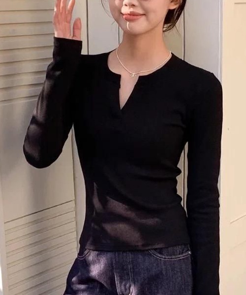 Miniministore(ミニミニストア)の「長袖Tシャツ レディース Vネック 無地(Tシャツ/カットソー・レディース・ブラック/グレー・M/XL/L)」の5枚目の写真