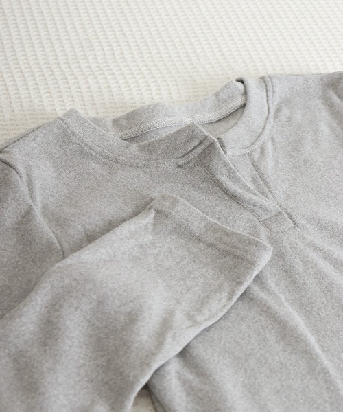 Miniministore(ミニミニストア)の「長袖Tシャツ レディース Vネック 無地(Tシャツ/カットソー・レディース・ブラック/グレー・M/XL/L)」の15枚目の写真