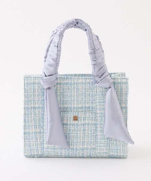 one after another NICE CLAUP（ワンアフターアナザーナイスクラップ）の「【WEB限定】ギャザーハンドルスクエアトートバッグ（トートバッグ・レディース・アイボリー/ブラック/ホワイト×ブラック/ブルー/ホワイト系その他/ブルー系その他・FREE）」の5枚目の写真