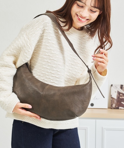 MISCH MASCH（ミッシュマッシュ）の「一部店舗限定 ハーフムーンワンショルダーバッグ（ショルダーバッグ・レディース・ブラウン/ブラック・ﾌﾘ-）」の2枚目の写真