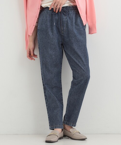 SHOO・LA・RUE（シューラルー）の「【ライトオンスデニム/S-LL】らくらく イージーデニムテーパードパンツ（デニムパンツ・レディース・ブルー系その他/ライトグレー/ライトブルー/ブラック・04/03/02/01）」の4枚目の写真