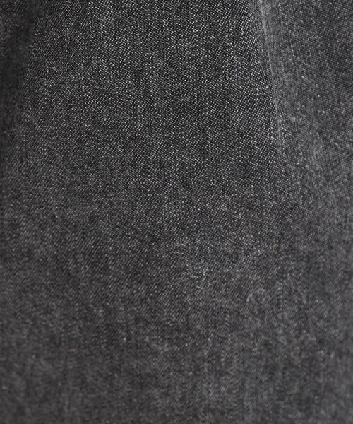 SHOO・LA・RUE（シューラルー）の「【ライトオンスデニム/S-LL】らくらく イージーデニムテーパードパンツ（デニムパンツ・レディース・ブルー系その他/ライトグレー/ライトブルー/ブラック・04/03/02/01）」の12枚目の写真