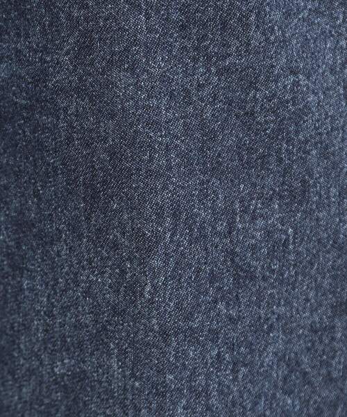 SHOO・LA・RUE（シューラルー）の「【ライトオンスデニム/S-LL】らくらく イージーデニムテーパードパンツ（デニムパンツ・レディース・ブルー系その他/ライトグレー/ライトブルー/ブラック・04/03/02/01）」の20枚目の写真