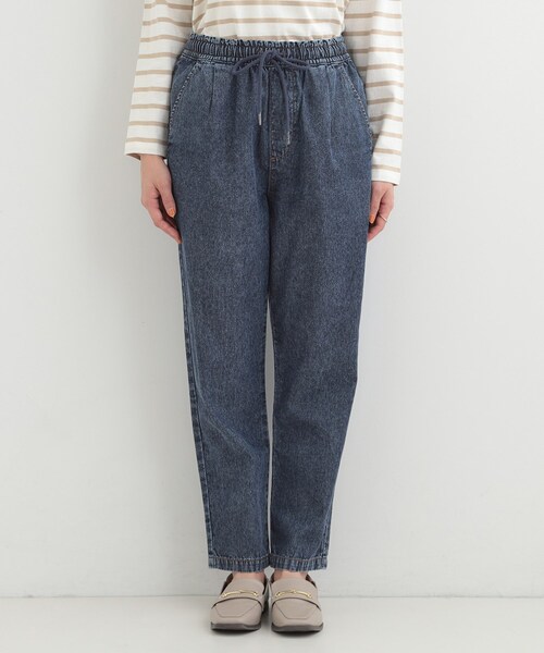 SHOO・LA・RUE（シューラルー）の「【ライトオンスデニム/S-LL】らくらく イージーデニムテーパードパンツ（デニムパンツ・レディース・ブルー系その他/ライトグレー/ライトブルー/ブラック・04/03/02/01）」の21枚目の写真