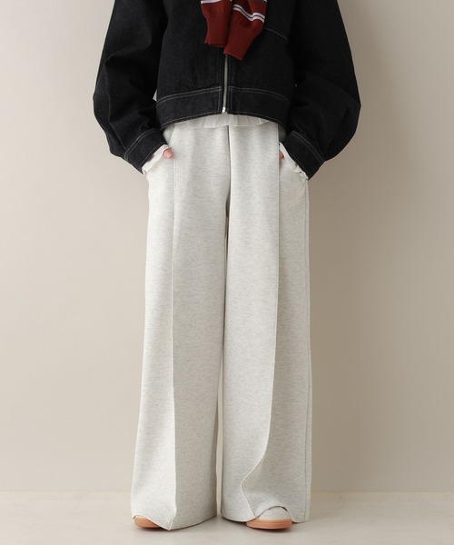 RAGEBLUE（レイジブルー）の「ピンタック/ポンチスウェットワイドパンツ/SET-UP対応（スウェットパンツ・レディース・ホワイト/ブラック・FREE）」の2枚目の写真