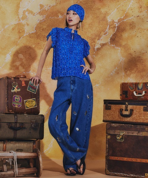 DOUBLE STANDARD CLOTHING(ダブルスタンダードクロージング)の「フェザー刺繍 デニムパンツ(デニムパンツ・レディース・ブラウン/インディゴブルー・38/36/34)」の20枚目の写真