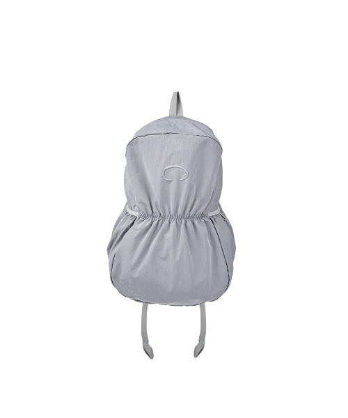 CHOROK STUDIO(チョロクスタジオ)の「Nagaja Peanut Bag #1 (Grey)(バックパック/リュック・レディース・ライトグレー・FREE)」の1枚目の写真