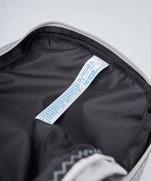 CHOROK STUDIO(チョロクスタジオ)の「Nagaja Peanut Bag #1 (Grey)(バックパック/リュック・レディース・ライトグレー・FREE)」の4枚目の写真