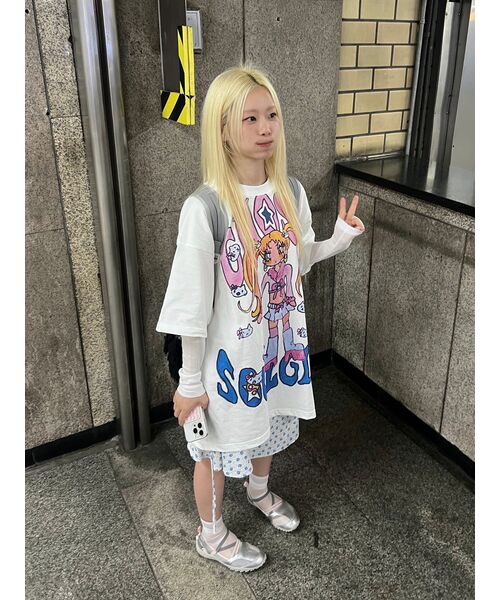 CHOROK STUDIO(チョロクスタジオ)の「Nagaja Peanut Bag #1 (Grey)(バックパック/リュック・レディース・ライトグレー・FREE)」の7枚目の写真