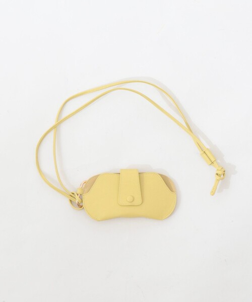 NOLLEY’S（ノーリーズ）の「メガネケースチャーム（チャーム・レディース・ベージュ/ブルー系その他/イエロー/シルバー/ブラック/ピンク系その他・FREE）」の4枚目の写真