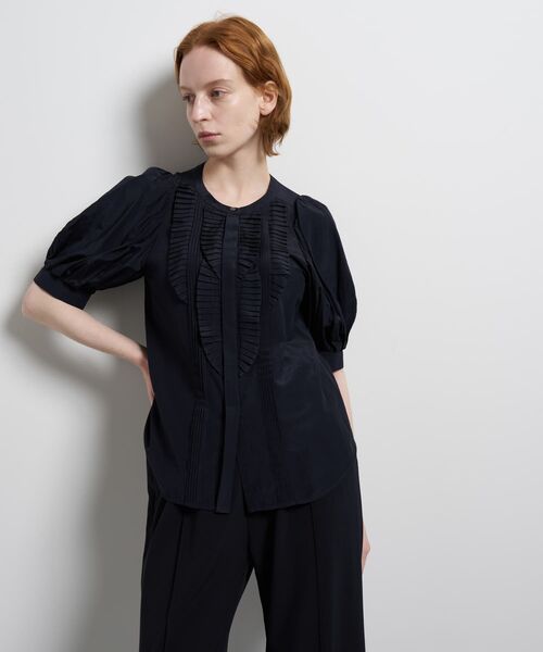 LANVIN en Bleu（ランバンオンブルー）の「トリアセローンパフスリーブブラウス（シャツ/ブラウス・レディース・オフホワイト/ボルドー/ネイビー・38）」の4枚目の写真