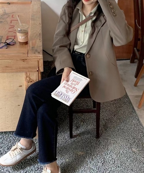 Ritzy(リッツィー)の「ベーシックシングルオーバーサイズ ダブルテーラードジャケット(テーラードジャケット・レディース・ホワイト/ブラック/モカ・M/S/L)」の3枚目の写真