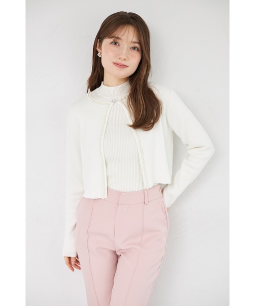 tocco closet(トッコ クローゼット)の「パールラインフロントホックニットカーディガン(カーディガン/ボレロ・レディース・ブラック/オフホワイト/ネイビー・M)」の1枚目の写真