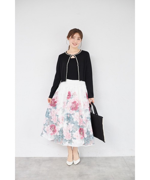 tocco closet(トッコ クローゼット)の「パールラインフロントホックニットカーディガン(カーディガン/ボレロ・レディース・ブラック/オフホワイト/ネイビー・M)」の8枚目の写真