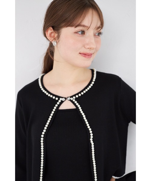 tocco closet(トッコ クローゼット)の「パールラインフロントホックニットカーディガン(カーディガン/ボレロ・レディース・ブラック/オフホワイト/ネイビー・M)」の11枚目の写真