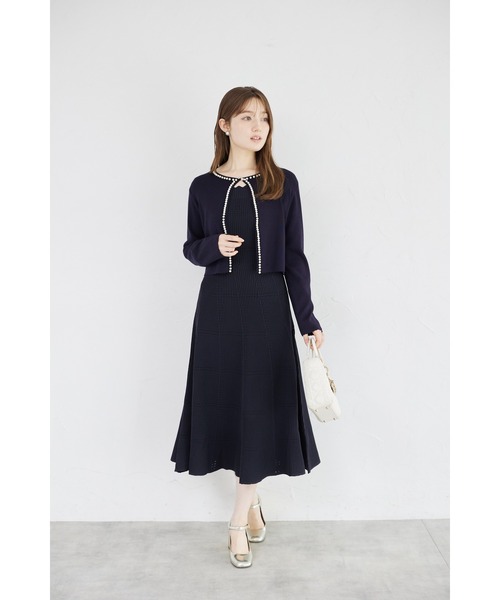 tocco closet(トッコ クローゼット)の「パールラインフロントホックニットカーディガン(カーディガン/ボレロ・レディース・ブラック/オフホワイト/ネイビー・M)」の14枚目の写真