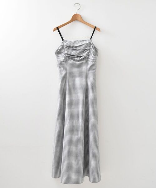 MAJESTIC LEGON(マジェスティックレゴン)の「シャギーカーデセットキャミワンピース(ワンピース・レディース・ホワイト系その他2/ブラック系その他・SMALL/MEDIUM)」の7枚目の写真