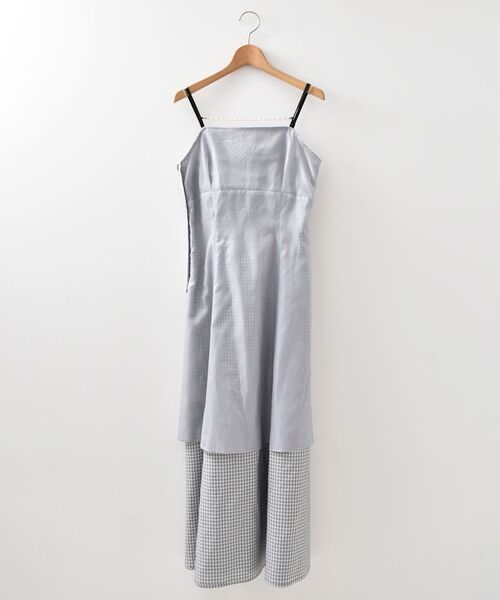 MAJESTIC LEGON(マジェスティックレゴン)の「シャギーカーデセットキャミワンピース(ワンピース・レディース・ホワイト系その他2/ブラック系その他・SMALL/MEDIUM)」の8枚目の写真