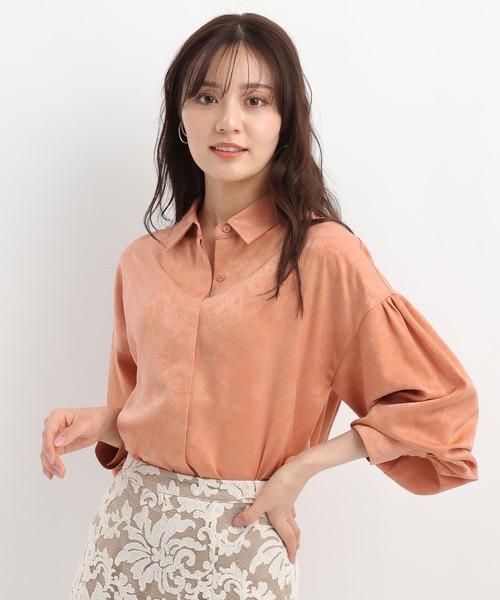 Andemiu（アンデミュウ）の「マッテサテンシャツ643461（シャツ/ブラウス・レディース・ブルー/アイボリー/オレンジ・FREE）」の20枚目の写真