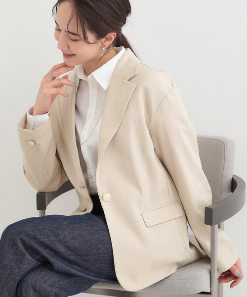 SHOO・LA・RUE（シューラルー）の「【S-LL/セットアップ可/イージーケア/UV】オンにもオフにも シングルジャケット（テーラードジャケット・レディース・ネイビー/ブラウン系その他/ライトベージュ・01/02/03/04）」の2枚目の写真