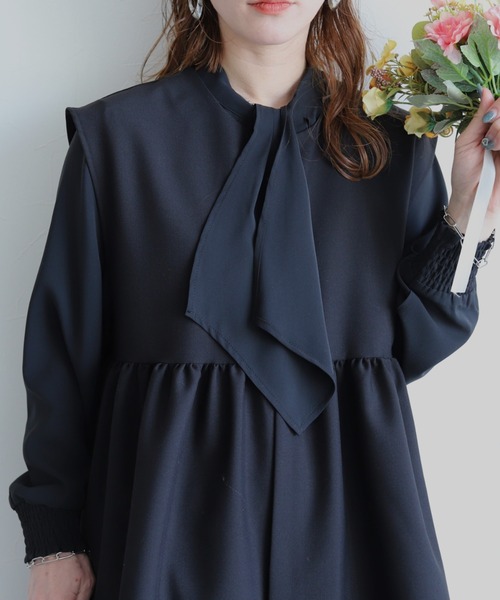 zena(ジェナ)の「ボウタイ2WAYブラウス(シャツ/ブラウス・レディース・ブラック/キナリ・FREE)」の7枚目の写真