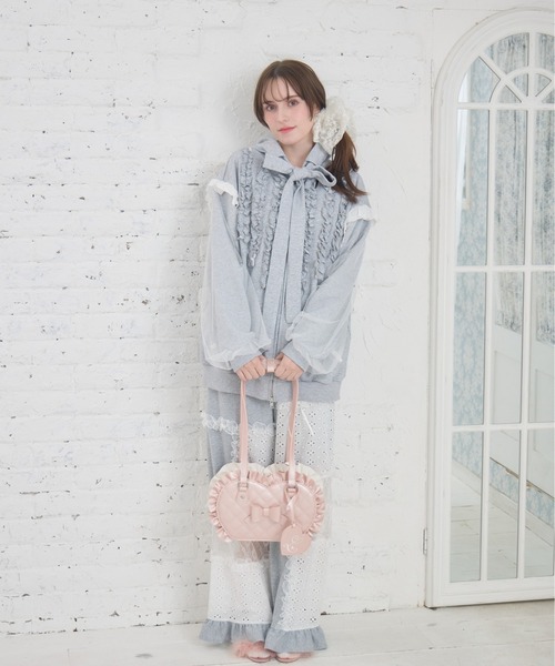Lolime by mellfy memory(ロリミー バイ メルフィーメモリー)の「charmy heart quilting bag(ショルダーバッグ・レディース・シルバー/ホワイト/ピンク・FREE)」の9枚目の写真