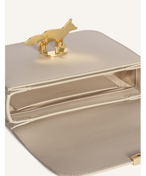 Maison Kitsune（メゾンキツネ）の「EDIE BAG（ショルダーバッグ・メンズ・ベージュ/ライトグリーン系/ブラック/ピンク/ダークブラウン・U）」の10枚目の写真