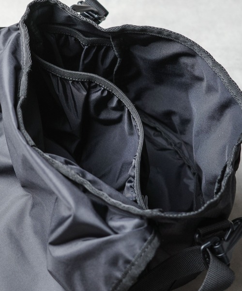 Gramicci(グラミチ)の「《GRAMICCI》MULTI SIDE BAG(ショルダーバッグ・メンズ・ブラック/オリーブ・FREE)」の18枚目の写真