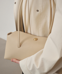 ペブルフラップショルダーバター