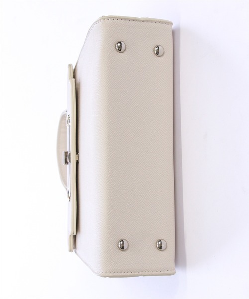 clear（クリア）の「クラシックスクエアミニバッグ（ハンドバッグ・レディース・オフホワイト/ブラック・F）」の12枚目の写真