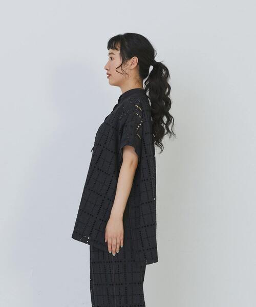 conges payes ADIEU TRISTESSE(コンジェ ペイエ アデュートリステス)の「チェックエンブロイダリーチュニック(シャツ/ブラウス・レディース・ブラック/ピンク・38)」の8枚目の写真