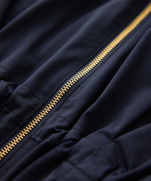 ROPE'（ロペ）の「フロントジップブルゾンブラウス/イージーケア（シャツ/ブラウス・レディース・ブラック/ネイビー/ベージュ・FREE）」の17枚目の写真