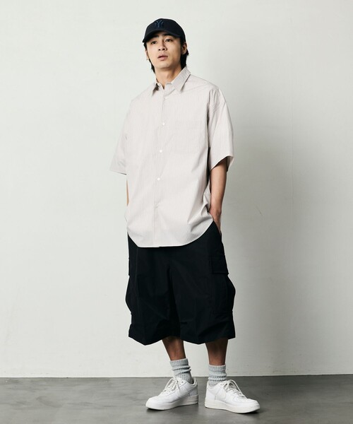 FREAK'S STORE(フリークスストア)の「<UVカット・速乾> Quick Dry Fabric ワイドシルエット ポリリップクロス ショートカーゴパンツ 短パン ハーフパンツ ショートパンツ 限定展開(カーゴパンツ・メンズ・オリーブ/ブラック/チャコールグレー/ベージュ・SMALL/MEDIUM/LARGE)」の22枚目の写真