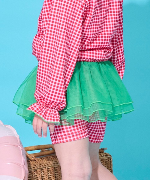 MARKEY'S(マーキーズ)の「【水着/UVカット】チュールスカートドッキングペチパンツ(チェック柄)(水着・キッズ・レッド/ブラック・80/90/100/110/120/130/140)」の1枚目の写真