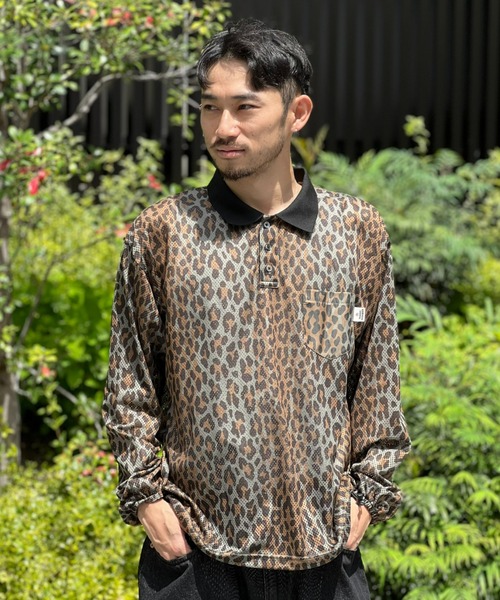 MAGIC NUMBER(マジック ナンバー)の「【MAGIC NUMBER】MESH LEOPARD POLO-SHIRT(ポロシャツ・メンズ・ブラック/ブラウン・LARGE/MEDIUM)」の2枚目の写真