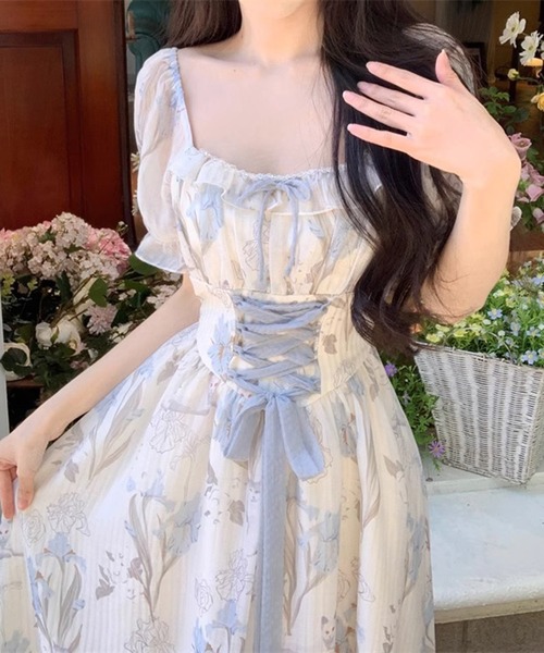 ＆soiree（アンドソワレ）の「フロントレースアップパフスリーブワンピース（ワンピース・レディース・サックスブルー・X-LARGE/LARGE/MEDIUM/SMALL）」の5枚目の写真