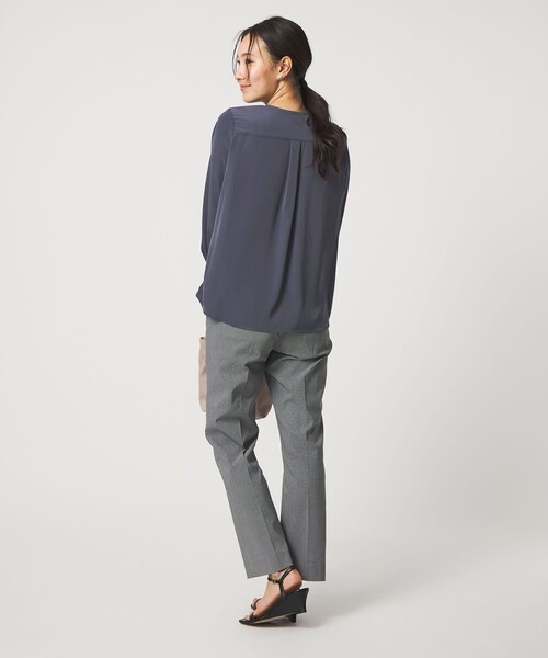 A DAY IN THE LIFE UNITED ARROWS(アデイインザライフユナイテッドアローズ)の「フレア ヨークブラウス <A DAY IN THE LIFE>(シャツ/ブラウス・レディース・ロイヤルブルー/その他1/ホワイト・FREE)」の6枚目の写真