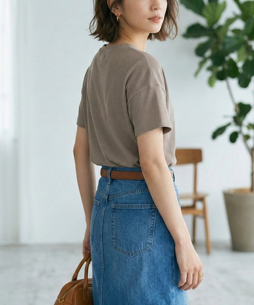 MULEXS(ミューレクス)の「半袖Tシャツ / コットン100% ヘビーウェイト オーバーサイズ ベーシックカットソー(Tシャツ/カットソー・レディース・ライトベージュ/レッド/カーキ/イエロー・L/M)」の12枚目の写真