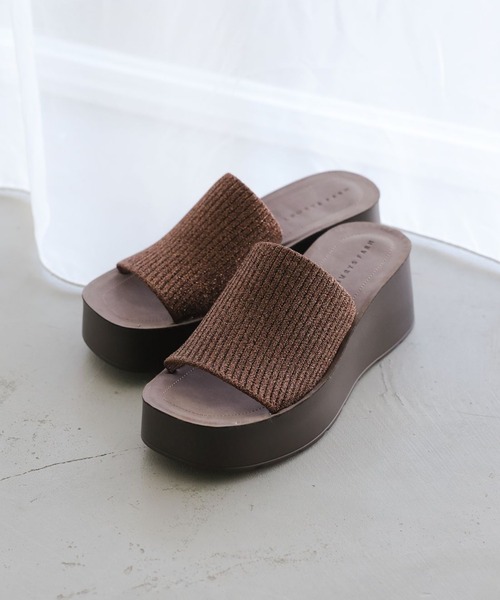 LOWRYS FARM（ローリーズファーム）の「カンドウフィットＫｎｉｔサンダル 637889（サンダル・レディース・ホワイト系その他5/ブラウン系その他6/ブラウン系その他/ブラック/ホワイト系その他/シルバー/ブラック系その他・SMALL/LARGE/MEDIUM）」の5枚目の写真