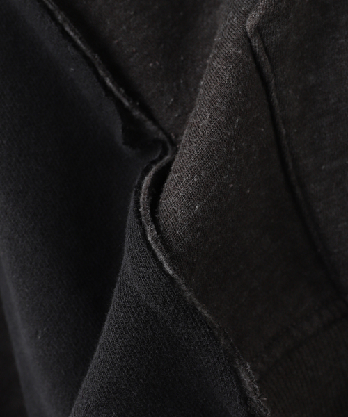 DISCOVERED(ディスカバード)の「DISCOVERED / ディスカバード Band Tee Dolman Zip Hoodie(パーカー・メンズ・ブラック・FREE)」の3枚目の写真